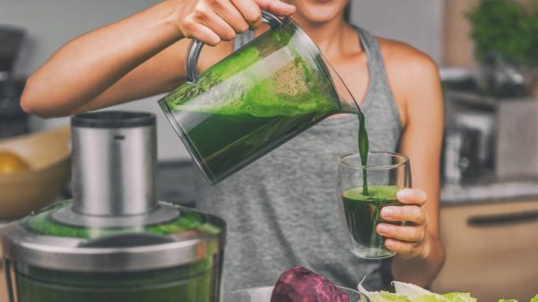 Is It OK To Drink Green Juice Everyday?