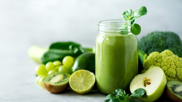 Is It OK To Drink Green Juice Everyday?